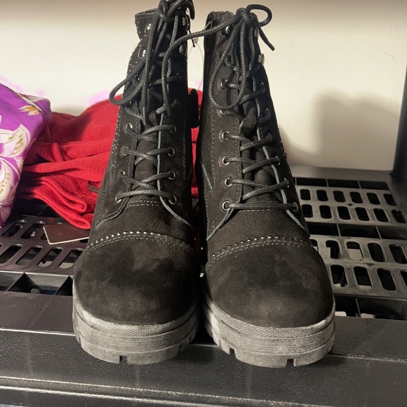 Brazilian leather boots - Picture 2 of 5